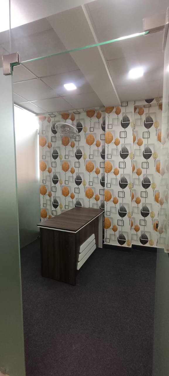 4 BHK Flat in Lucknow